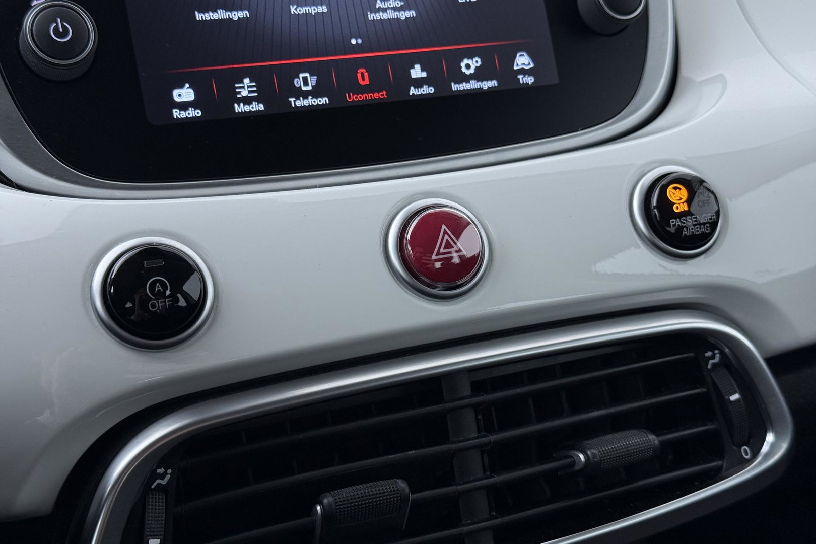 Fiat 500X 1.0 GSE Lounge | Camera | Keyless | Apple CarPlay | Cruise Control | Getint glas