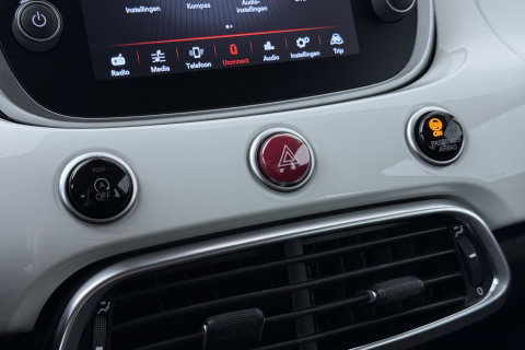 Fiat 500X 1.0 GSE Lounge | Camera | Keyless | Apple CarPlay | Cruise Control | Getint glas