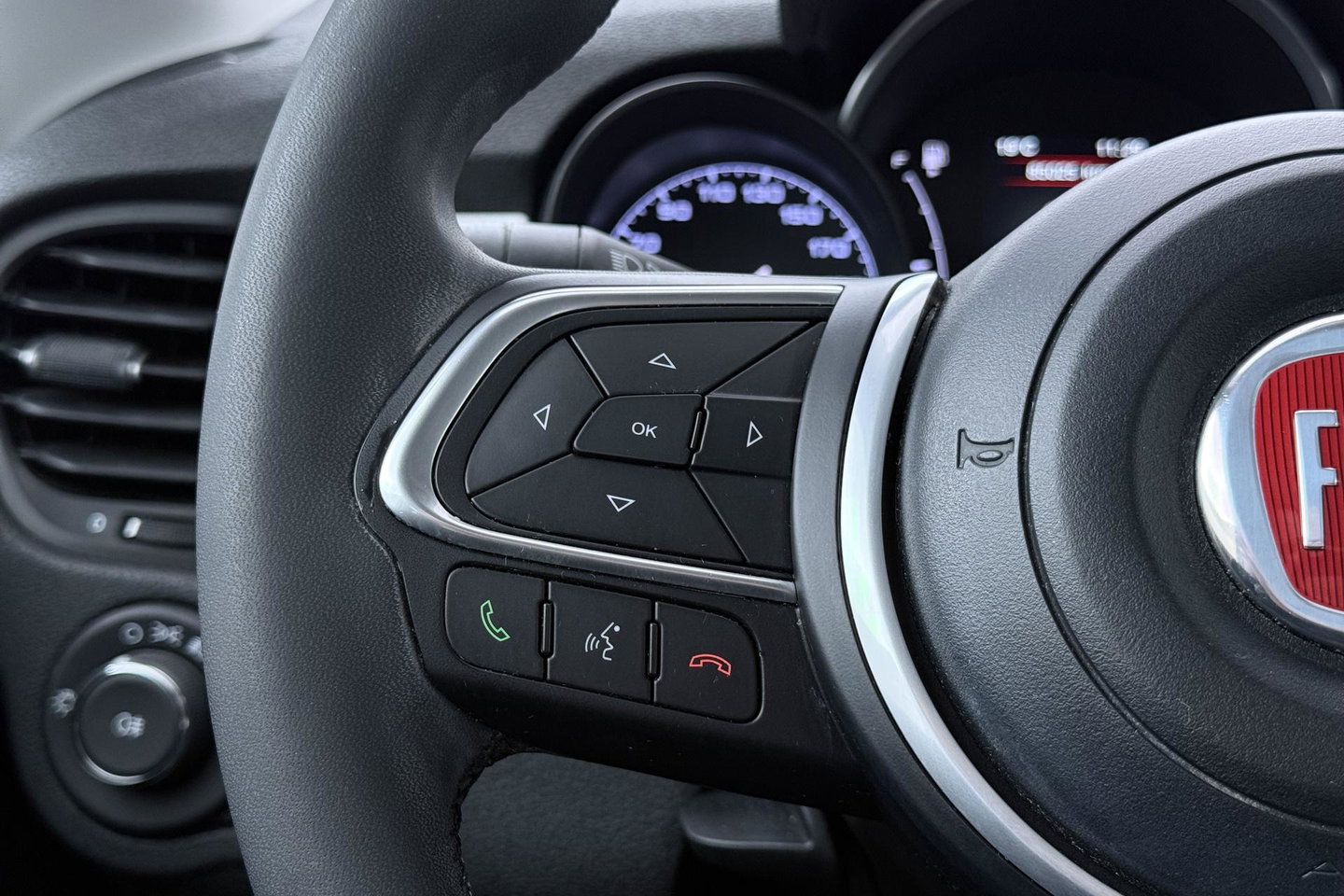 Fiat 500X 1.0 GSE Lounge | Camera | Keyless | Apple CarPlay | Cruise Control | Getint glas
