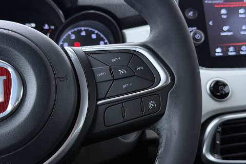 Fiat 500X 1.0 GSE Lounge | Camera | Keyless | Apple CarPlay | Cruise Control | Getint glas