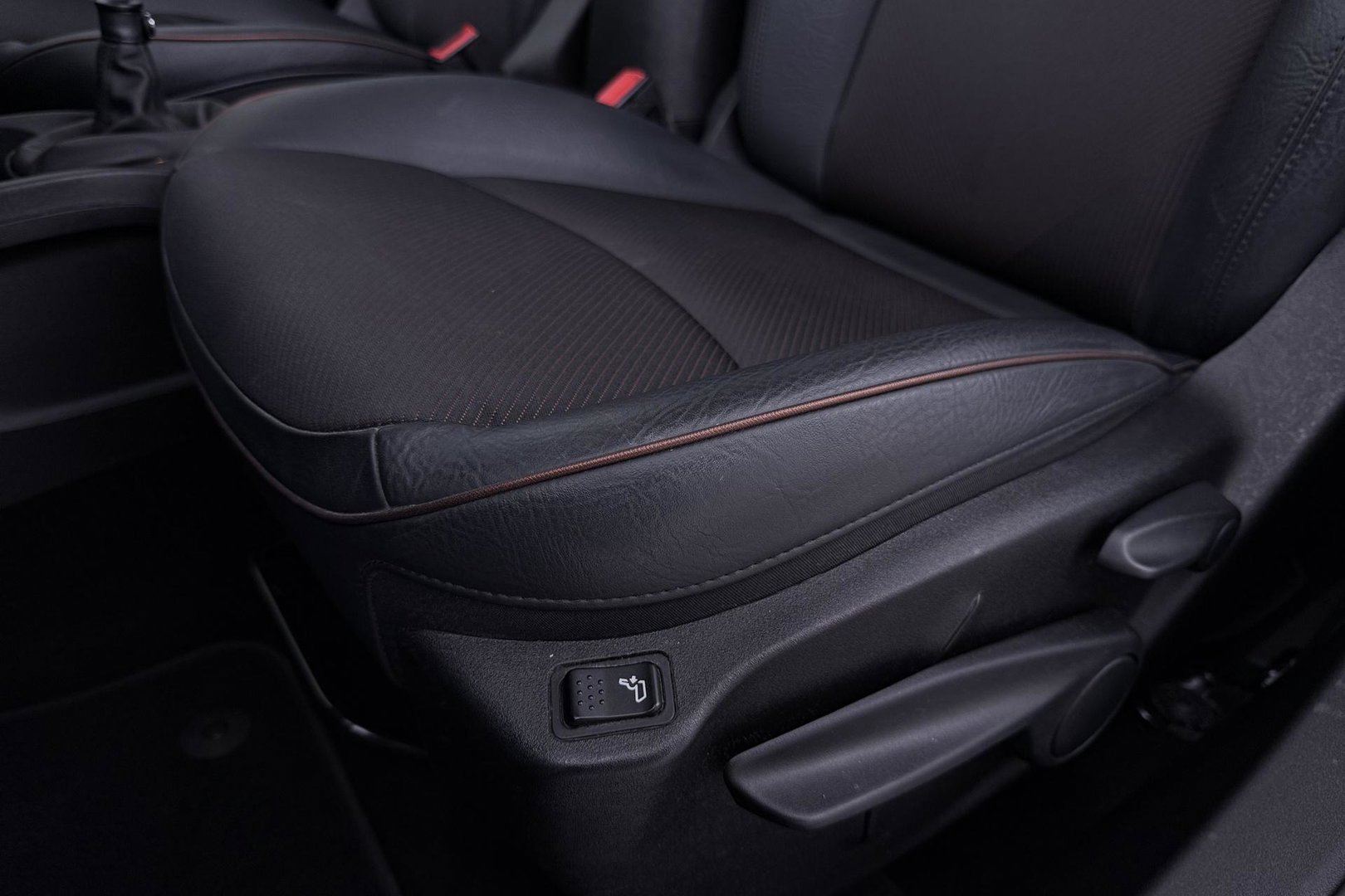 Fiat 500X 1.0 GSE Lounge | Camera | Keyless | Apple CarPlay | Cruise Control | Getint glas