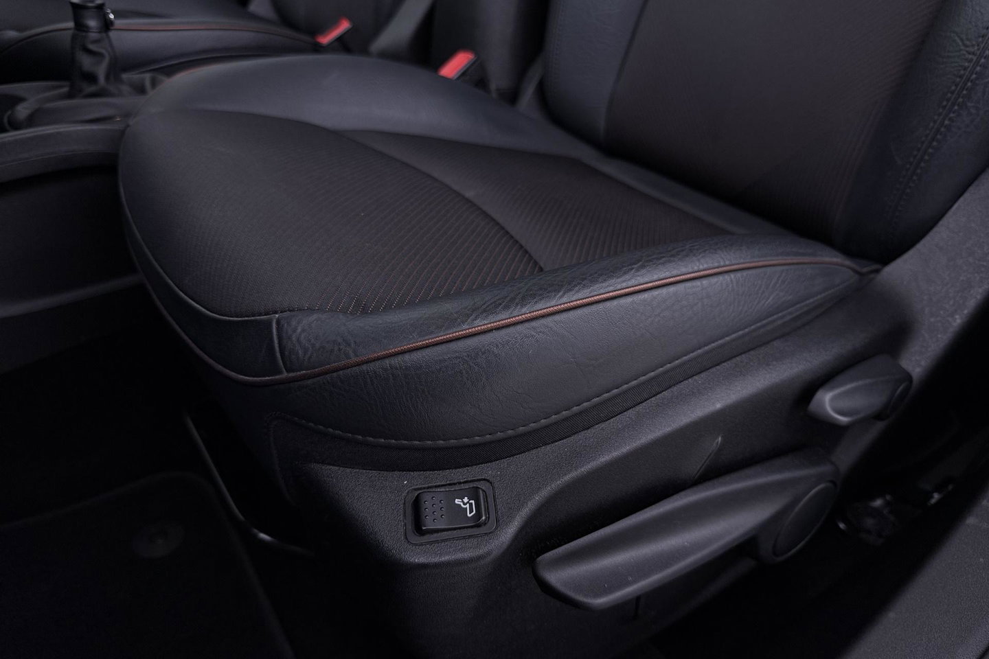 Fiat 500X 1.0 GSE Lounge | Camera | Keyless | Apple CarPlay | Cruise Control | Getint glas