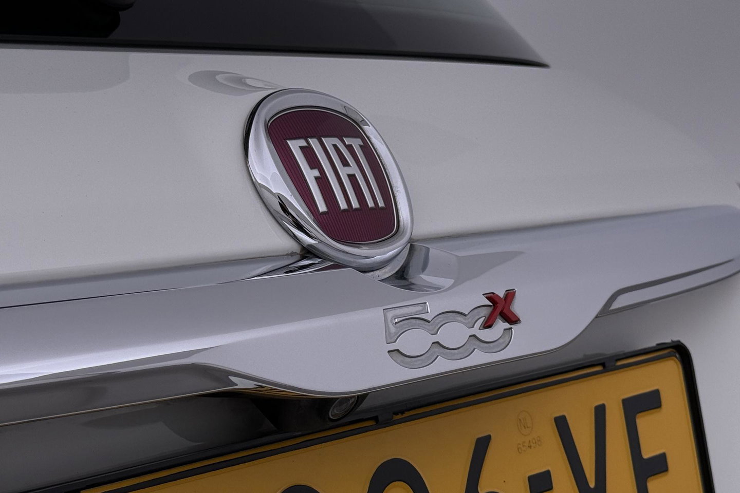 Fiat 500X 1.0 GSE Lounge | Camera | Keyless | Apple CarPlay | Cruise Control | Getint glas
