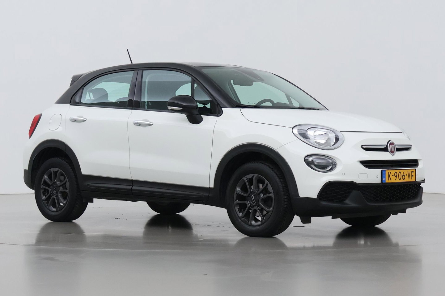 Fiat 500X 1.0 GSE Lounge | Camera | Keyless | Apple CarPlay | Cruise Control | Getint glas