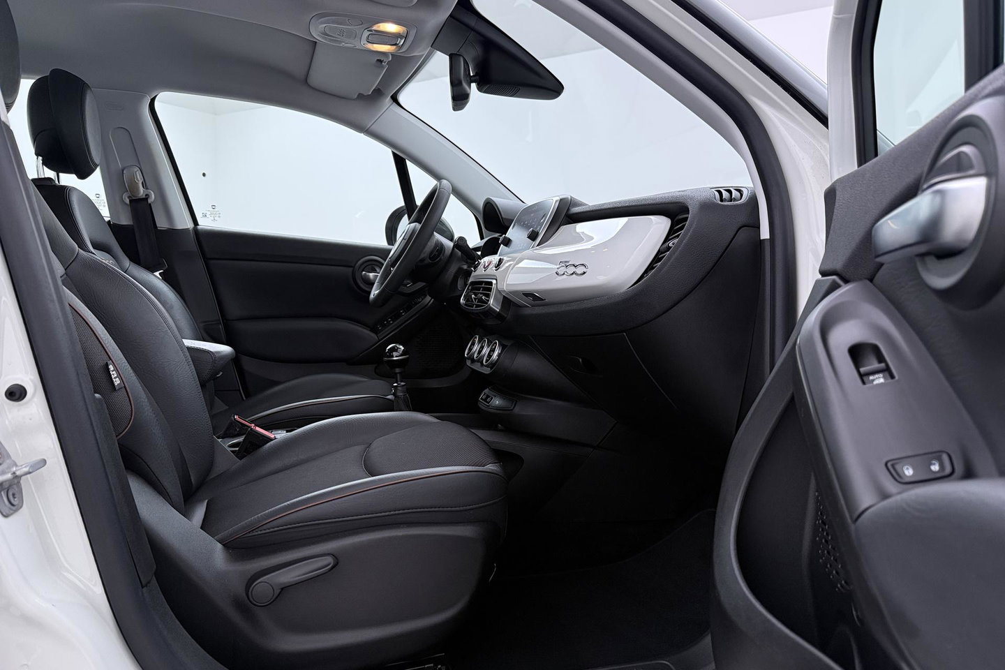 Fiat 500X 1.0 GSE Lounge | Camera | Keyless | Apple CarPlay | Cruise Control | Getint glas