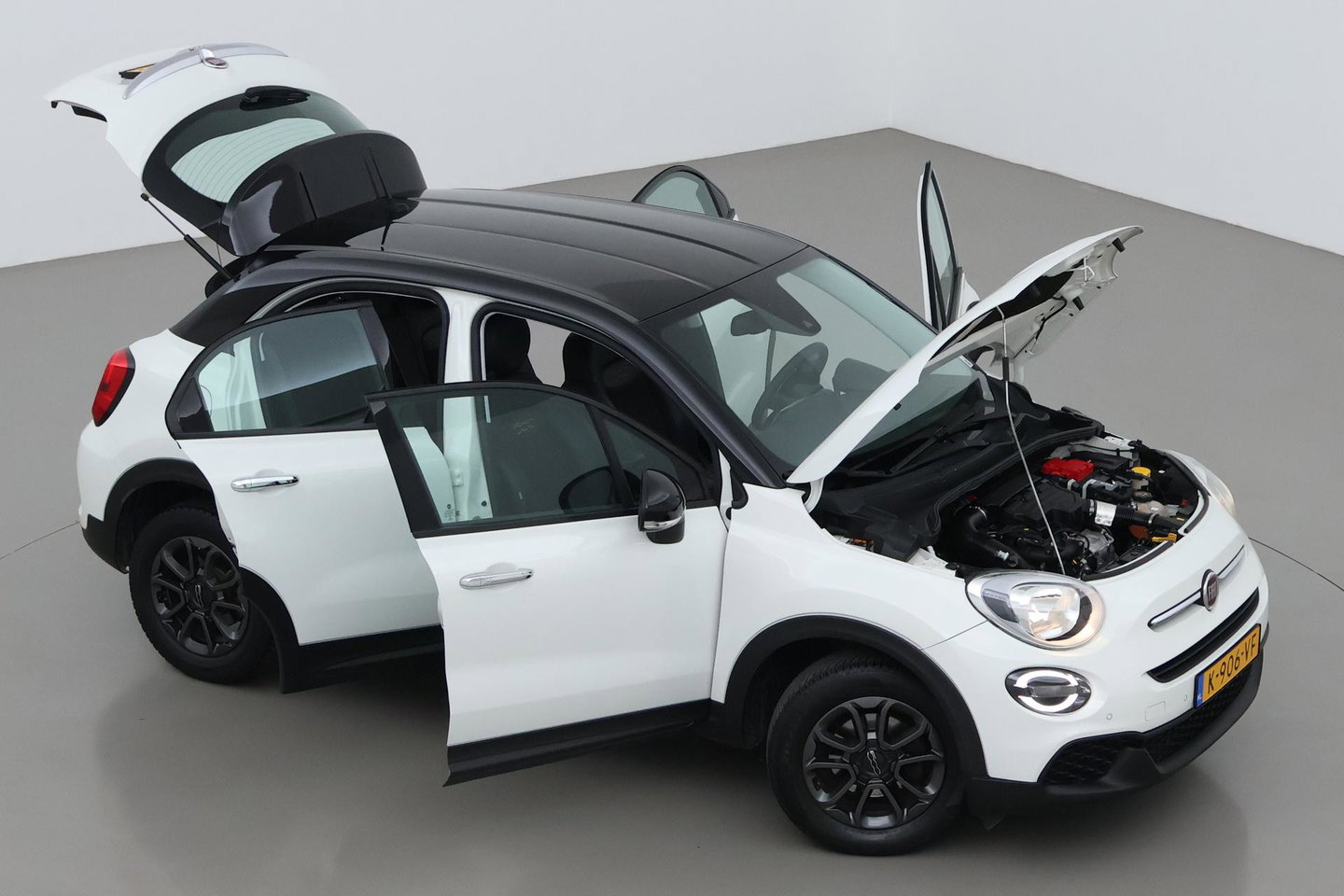 Fiat 500X 1.0 GSE Lounge | Camera | Keyless | Apple CarPlay | Cruise Control | Getint glas