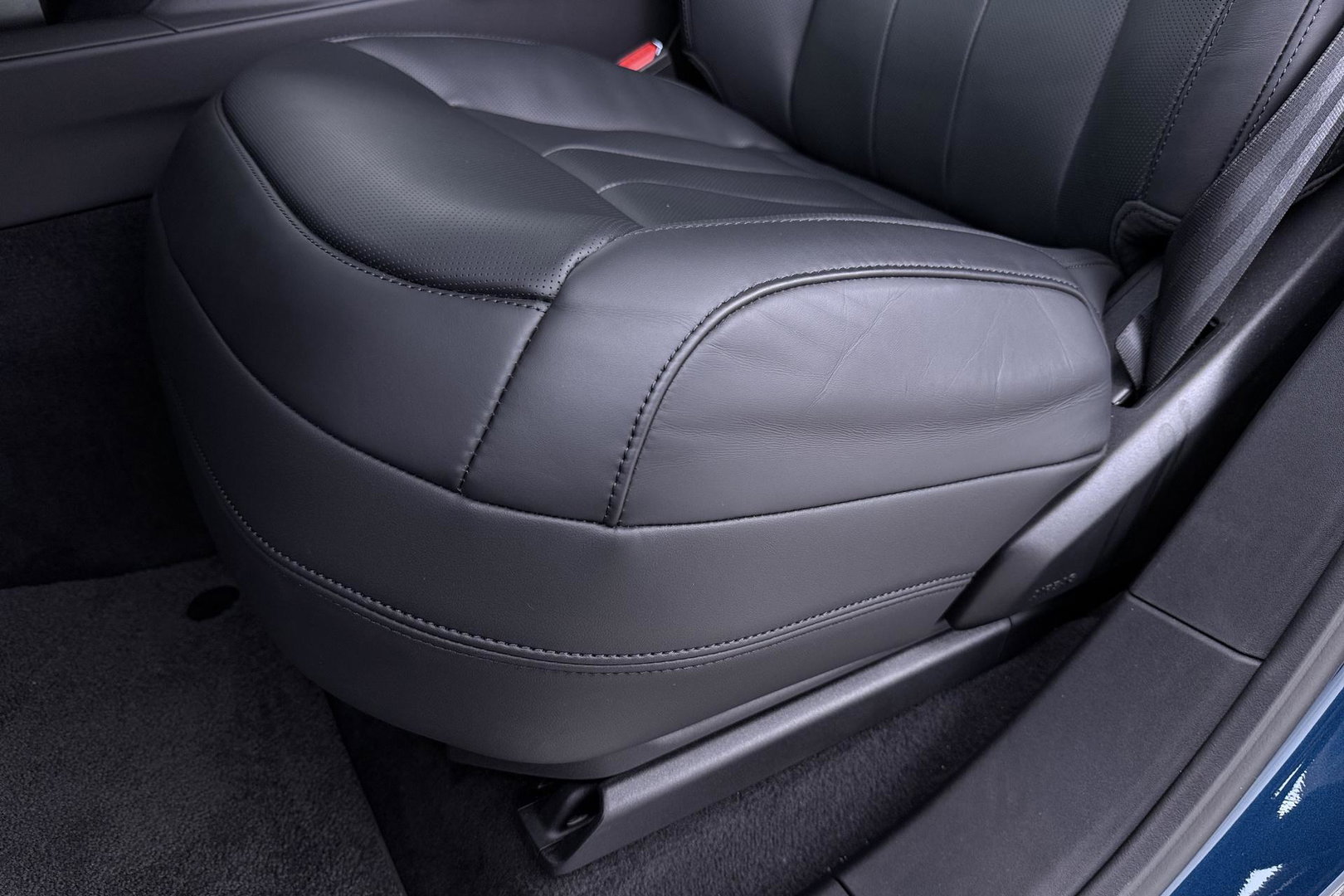 Land Rover Range Rover Sport P460e Dynamic HSE | SV Petrolix Blue | 23 Inch | Meridian Surround | ClearSight | Koelbox | Panoramadak | Trekhaak