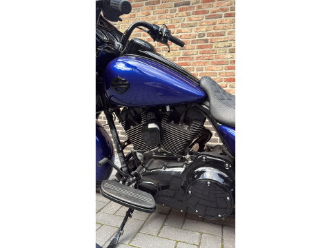 Harley Davidson 103 FLTRXS Road Glide Special Roadglide CVO