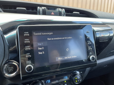 Toyota Hilux 2.8 D-4D Double Cab Executive | 2 Zits | Apple Carplay | DAB | Camera Achter | Led dagrijverlichting |