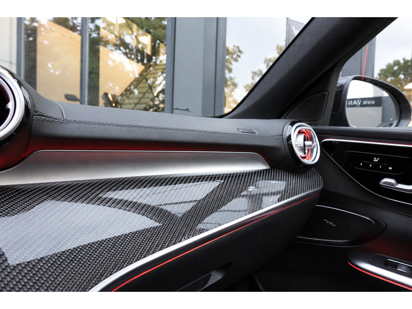 Mercedes-Benz C-Klasse AMG 43 4MATIC PANO BURMESTER 360 VOL