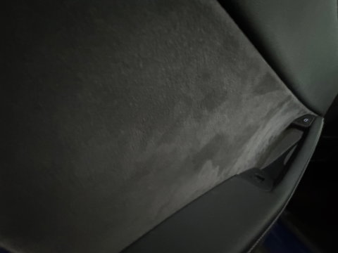 Tesla Model Y Long Range AWD 91% 75 kWh Pano|Trekhaak Afneembaar
