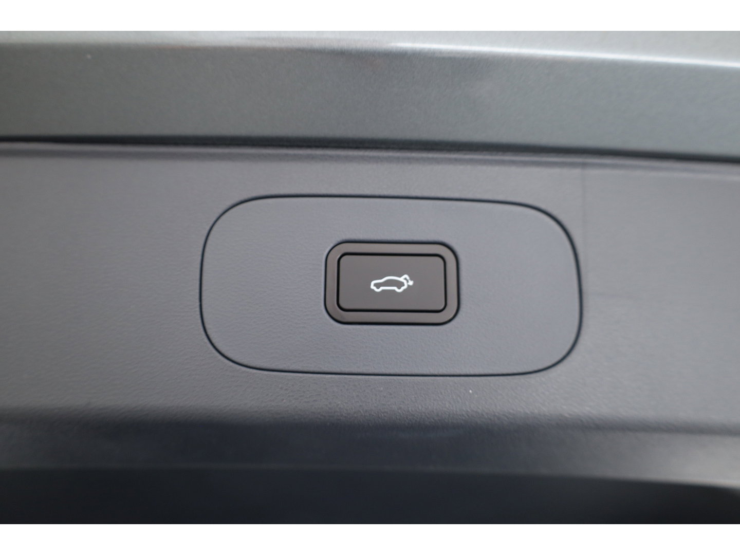 GEELY Starray EM-i 1.5 Max+