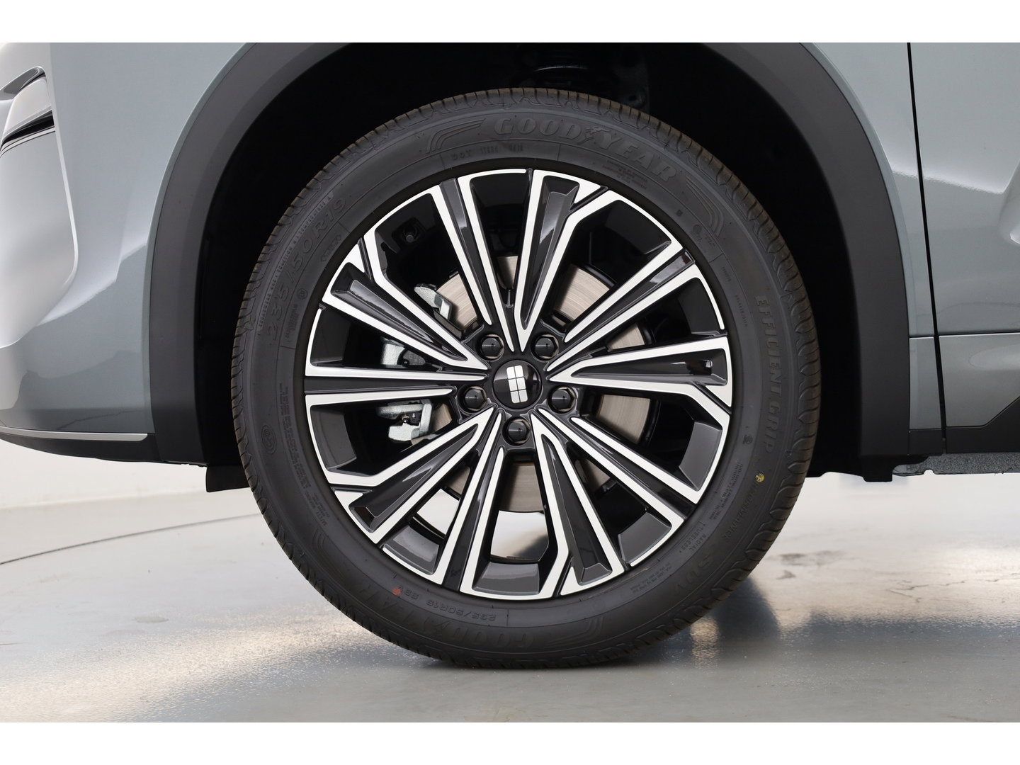 GEELY Starray EM-i 1.5 Max+