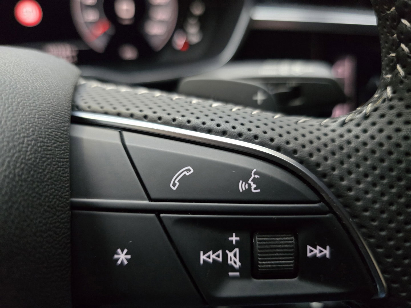 Audi Q3 Sportback 35 TFSI S Edition 3X S-Line Black Leder Navi Camera Clima Led Matrix 19"LM