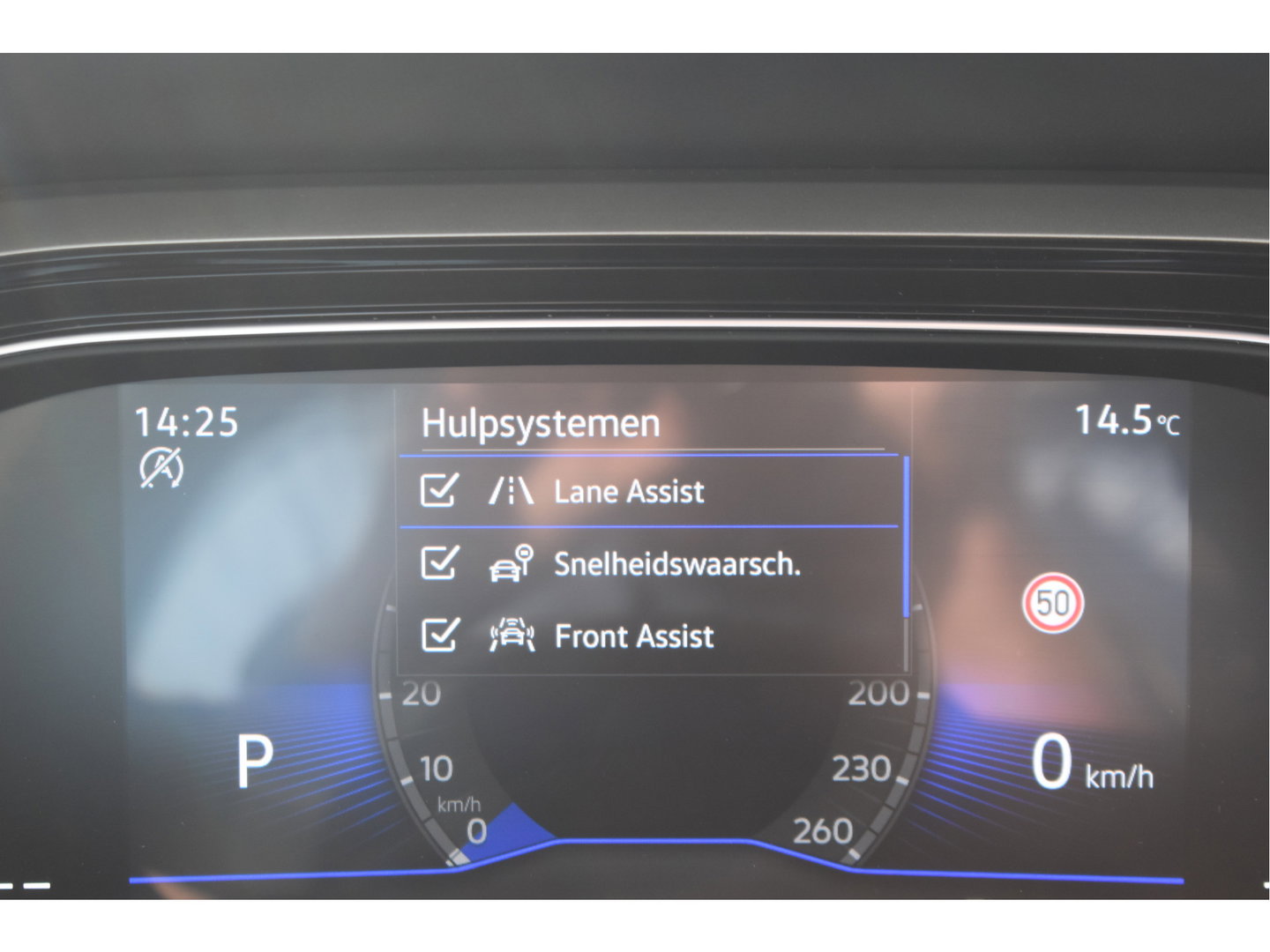 Volkswagen Polo 1.0 TSI Life Move 95 pk Ascot grey | Virtual cockpit | Carplay/Androidauto | DAB | Stoelverwarming | Climate Control | LED | LM-Velgen