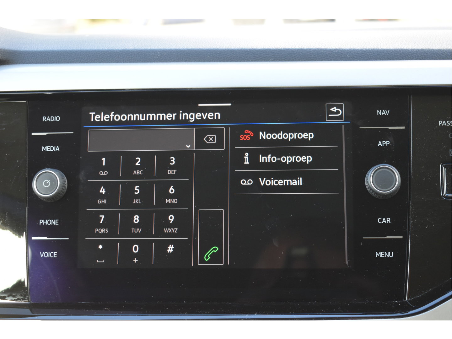 Volkswagen Polo 1.0 TSI Life Move 95 pk Ascot grey | Virtual cockpit | Carplay/Androidauto | DAB | Stoelverwarming | Climate Control | LED | LM-Velgen