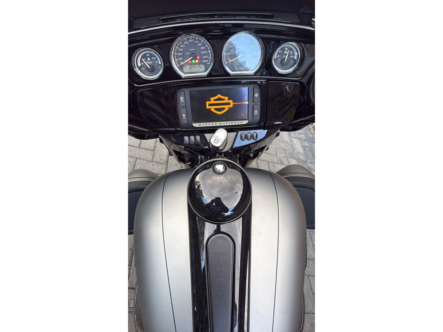 Harley Davidson 103 FLHX Streetglide 21'' Street Glide  Vance & Hines mat grijs blackout FLHTK