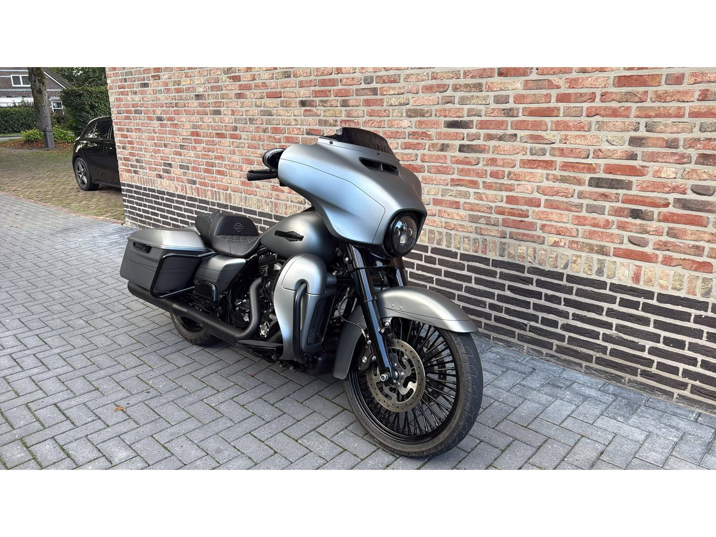 Harley Davidson 103 FLHX Streetglide 21'' Street Glide  Vance & Hines mat grijs blackout FLHTK