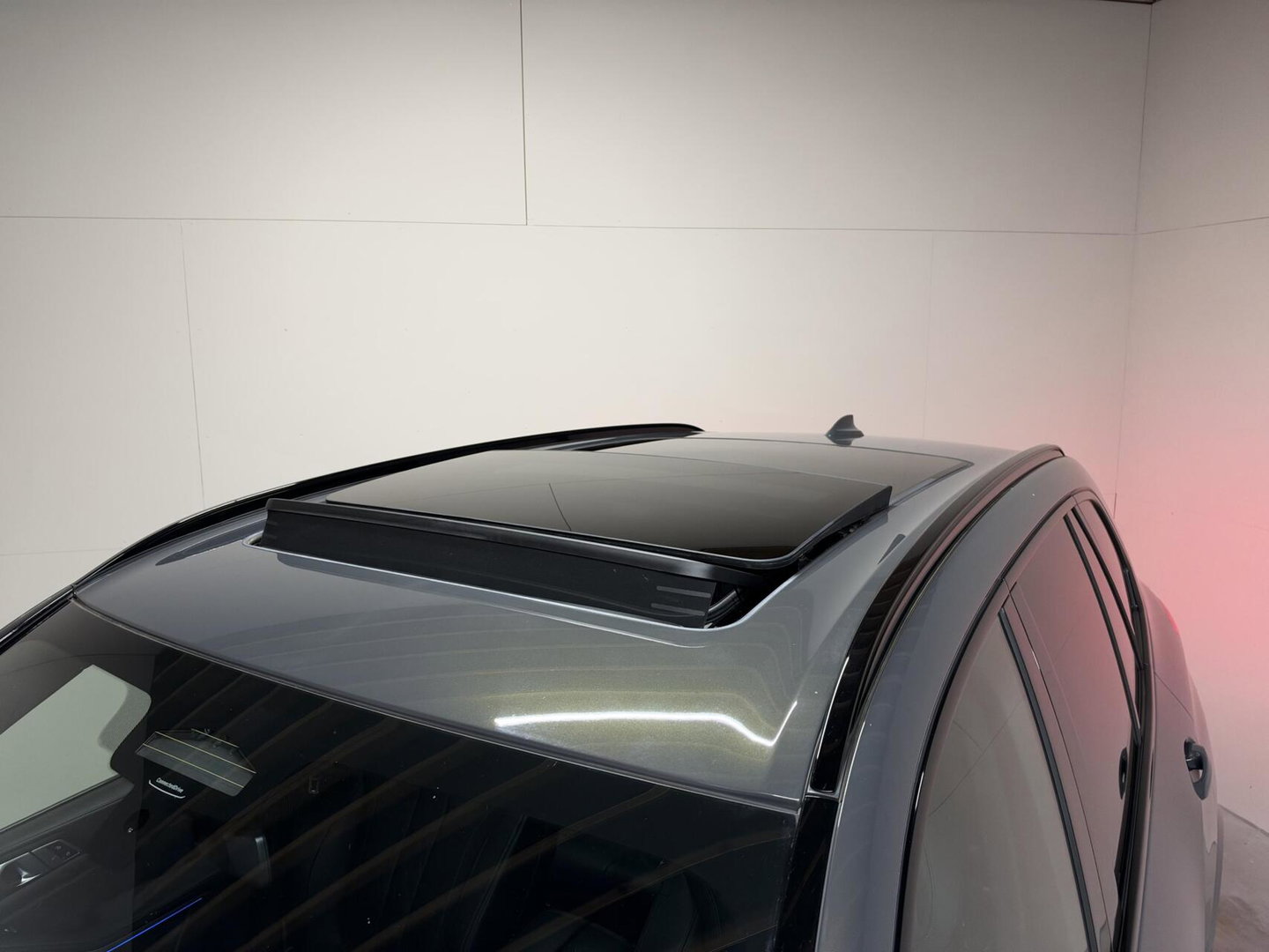 BMW X5 xDrive45e M-Sport Individual Dravitgrau Pano Laser 360º HUD Trekh.
