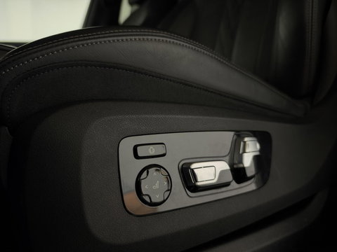 BMW X5 xDrive45e M-Sport Individual Dravitgrau Pano Laser 360º HUD Trekh.