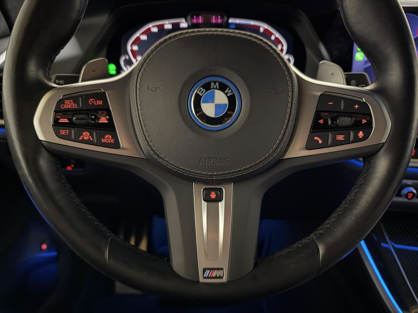 BMW X5 xDrive45e M-Sport Individual Dravitgrau Pano Laser 360º HUD Trekh.