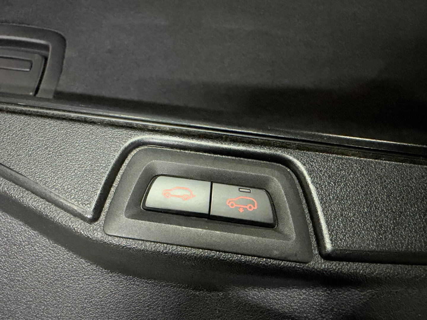 BMW X5 xDrive45e M-Sport Individual Dravitgrau Pano Laser 360º HUD Trekh.