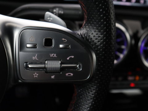 Mercedes-Benz A-Klasse 200 Business Solution AMG