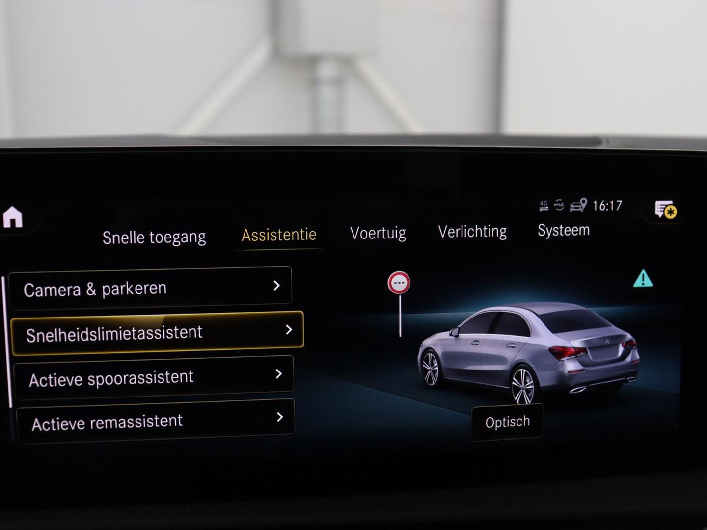 Mercedes-Benz A-Klasse 200 Business Solution AMG