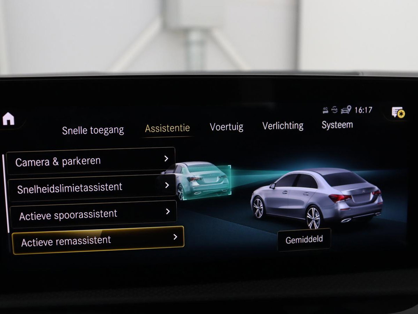Mercedes-Benz A-Klasse 200 Business Solution AMG