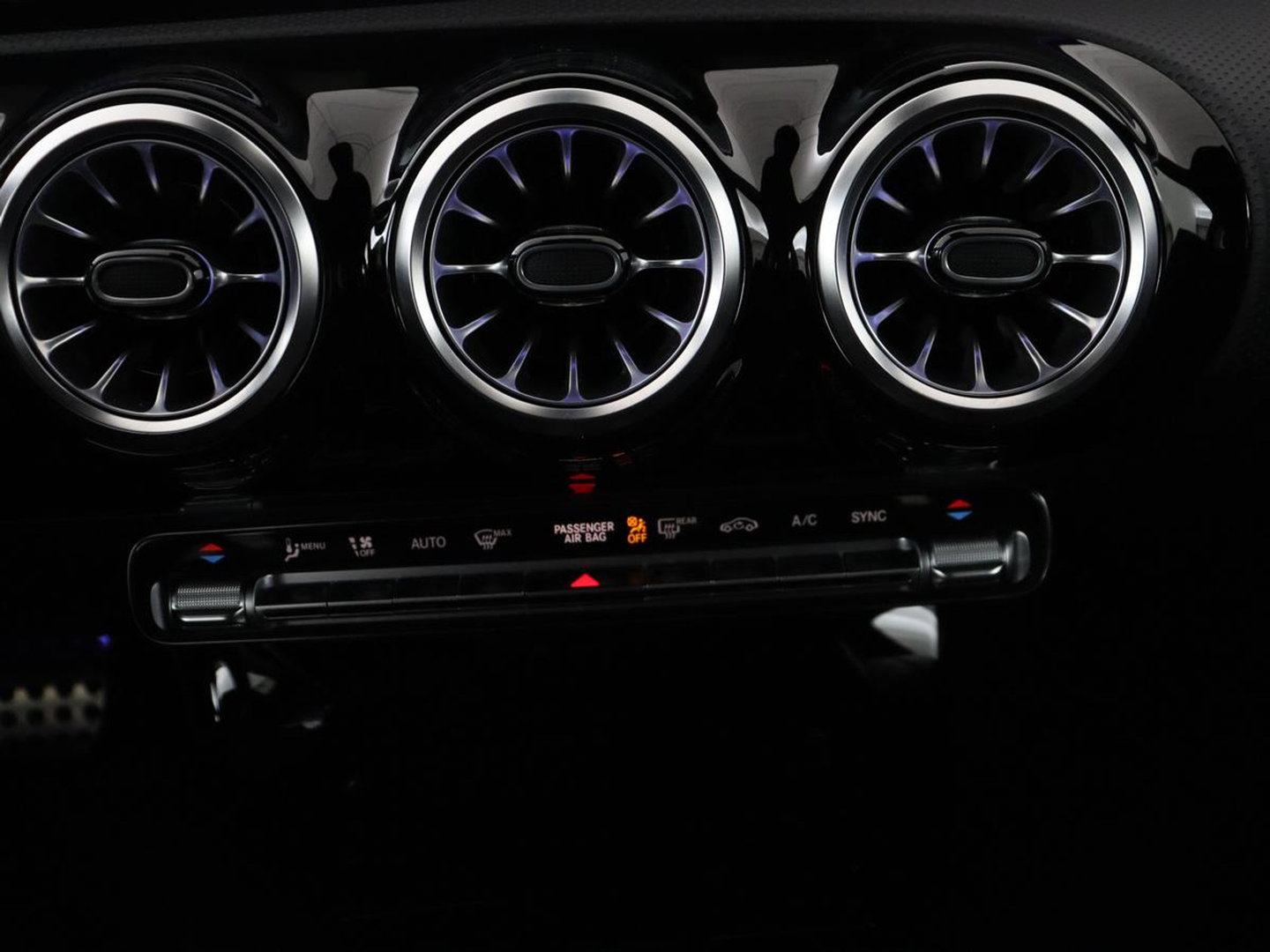 Mercedes-Benz A-Klasse 200 Business Solution AMG