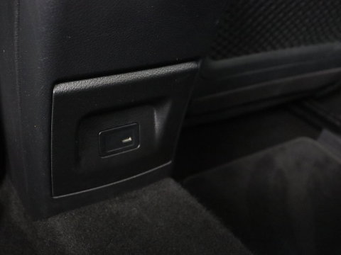 Mercedes-Benz A-Klasse 200 Business Solution AMG
