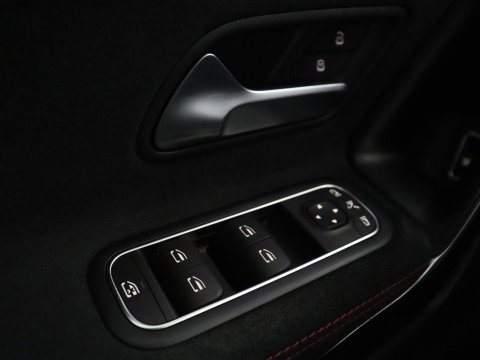Mercedes-Benz A-Klasse 200 Business Solution AMG