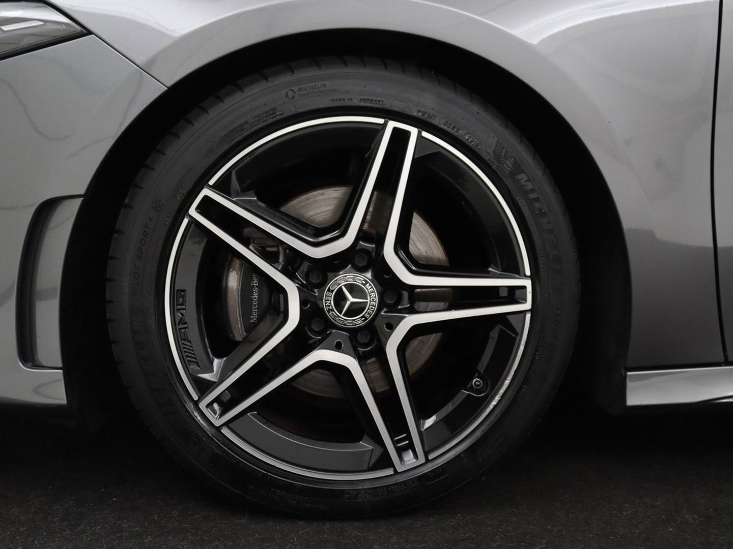 Mercedes-Benz A-Klasse 200 Business Solution AMG