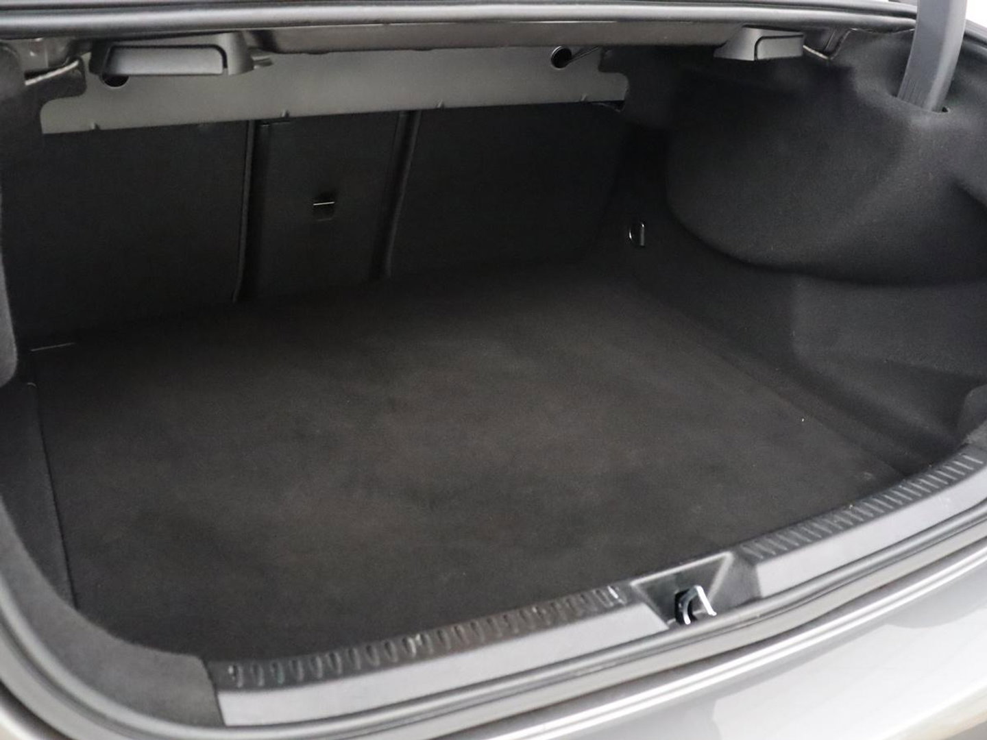 Mercedes-Benz A-Klasse 200 Business Solution AMG