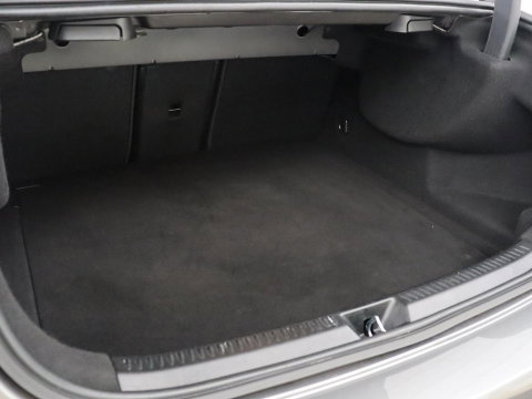 Mercedes-Benz A-Klasse 200 Business Solution AMG