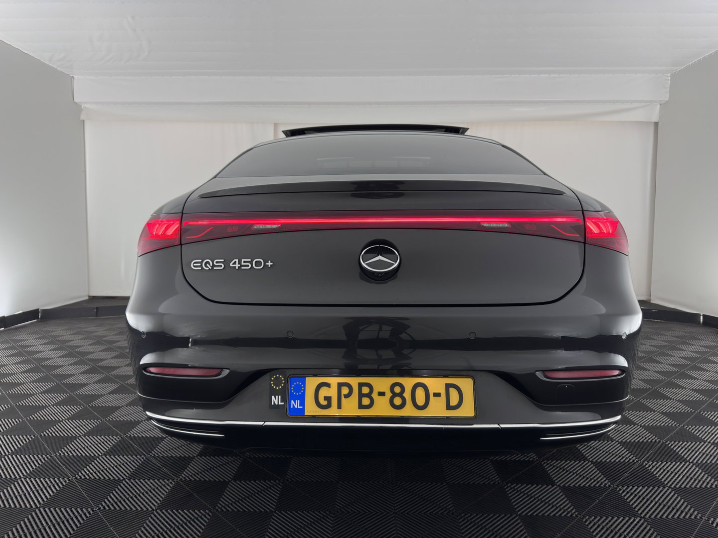 Mercedes-Benz EQS 450+ Luxury Line 108 kWh (3-Fase-22kW) (INCL-BTW) Aut. *PANO | HEAD-UP | LEATHER | FULL-LED | BURMESTER | MEMORY-PACK | ADAPTIVE-CRUISE | BLIND-SPOT | TOP-VIEW | HEATED-COMFORTSEATS | DIGI-COCKPIT | AMBIENT-LIGHT | 20''ALU*