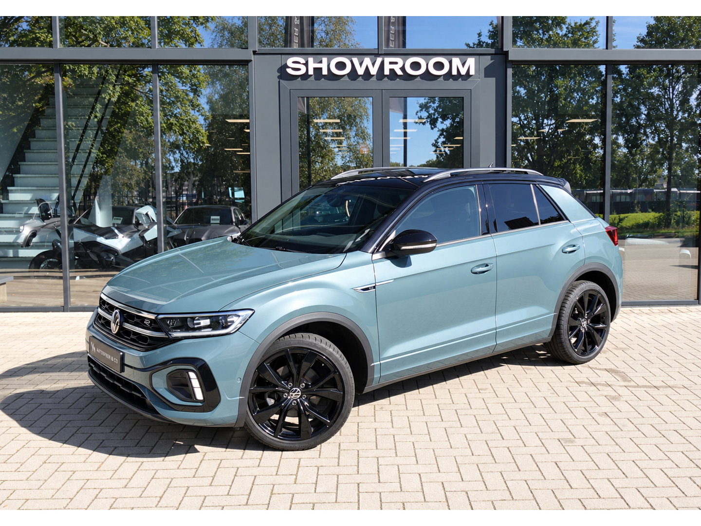 Volkswagen T-Roc 1.5 TSI R-Line PANO IQ.LIGHT ACC VOL