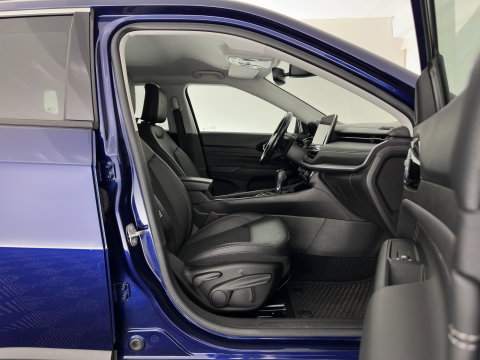 Jeep Compass 4xe 190 Plug-in Hybrid Electric Limited Lease Ed. (INCL-BTW) *LEATHER-FABRIC | FULL-LED | ADAPTIVE-CRUISE | CAMERA | CARPLAY | BLIND-SPOT | KEYLESS | DAB+ | DIGI-COCKPIT | PRIVACY-GLASS | COMFORT-SEATS | 19''ALU | TOWBAR*