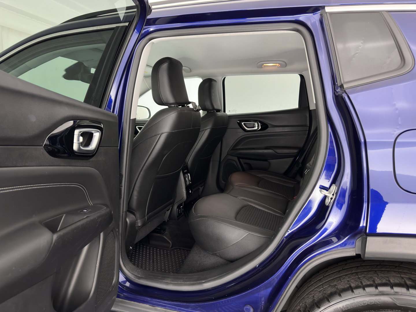 Jeep Compass 4xe 190 Plug-in Hybrid Electric Limited Lease Ed. (INCL-BTW) *LEATHER-FABRIC | FULL-LED | ADAPTIVE-CRUISE | CAMERA | CARPLAY | BLIND-SPOT | KEYLESS | DAB+ | DIGI-COCKPIT | PRIVACY-GLASS | COMFORT-SEATS | 19''ALU | TOWBAR*