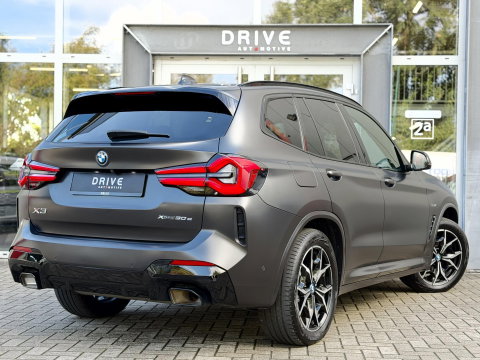BMW X3 xDrive30e High Ex M-Sport LCI|Leer|Memory|Cam|Uniek: Individual Frozen Deep Grey|