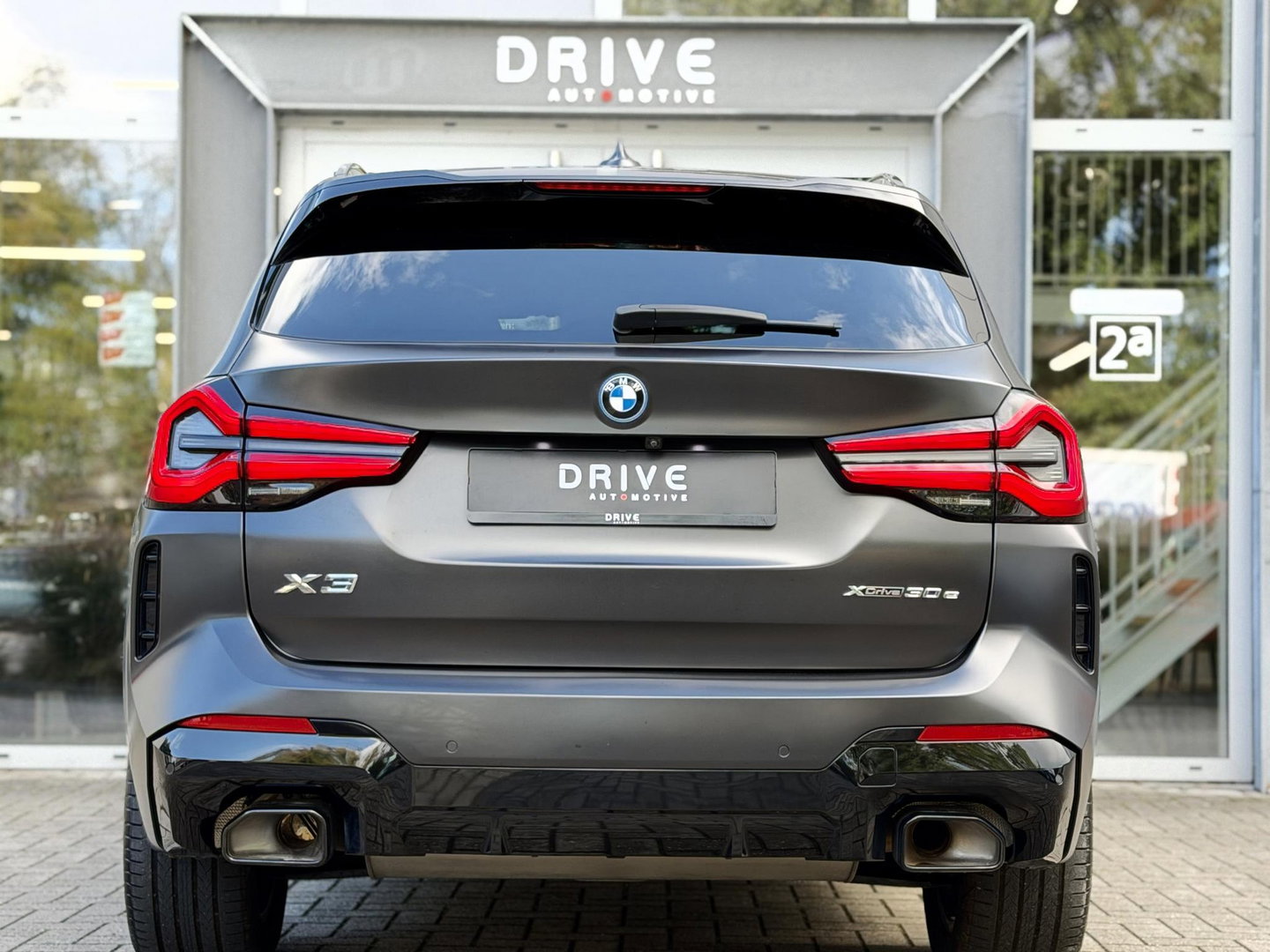 BMW X3 xDrive30e High Ex M-Sport LCI|Leer|Memory|Cam|Uniek: Individual Frozen Deep Grey|