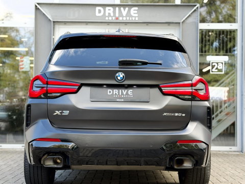 BMW X3 xDrive30e High Ex M-Sport LCI|Leer|Memory|Cam|Uniek: Individual Frozen Deep Grey|