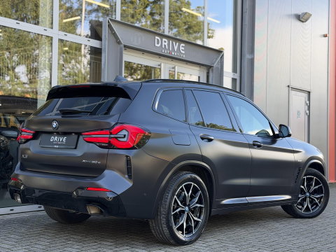 BMW X3 xDrive30e High Ex M-Sport LCI|Leer|Memory|Cam|Uniek: Individual Frozen Deep Grey|