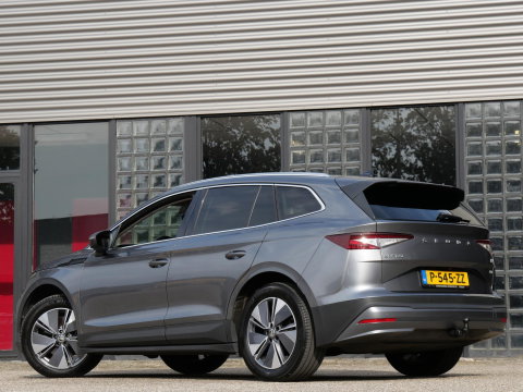 Škoda Enyaq iV 80/ WARMTEPOMP/ LEER/ ADAPTIVE/ TREKHAAK/ HEAD-UP/ SIDE ASSIST/ SOH 95%