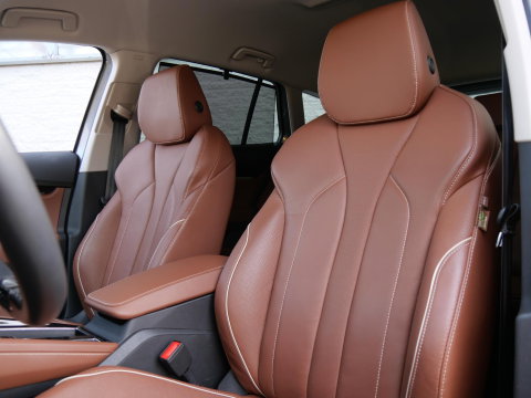 Škoda Enyaq iV 80/ WARMTEPOMP/ LEER/ ADAPTIVE/ TREKHAAK/ HEAD-UP/ SIDE ASSIST/ SOH 95%