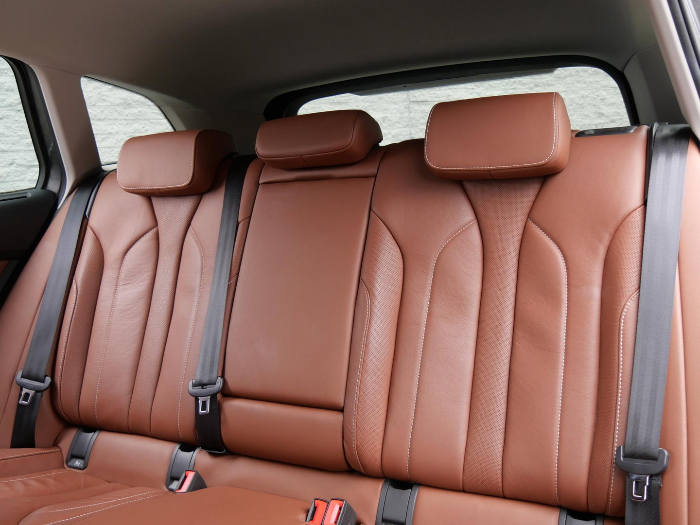 Škoda Enyaq iV 80/ WARMTEPOMP/ LEER/ ADAPTIVE/ TREKHAAK/ HEAD-UP/ SIDE ASSIST/ SOH 95%