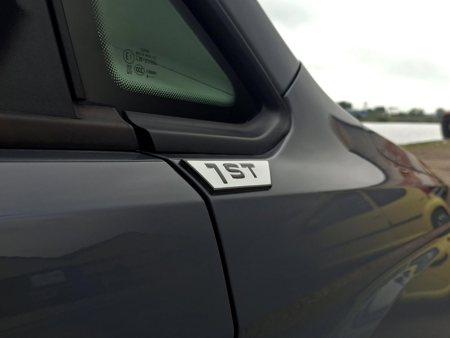 Volkswagen Caddy Cargo 2.0 TDI BUMPERPAKKET | CAMERA | AUT | LED | LEDER | SENSOREN VOOR + ACHTER