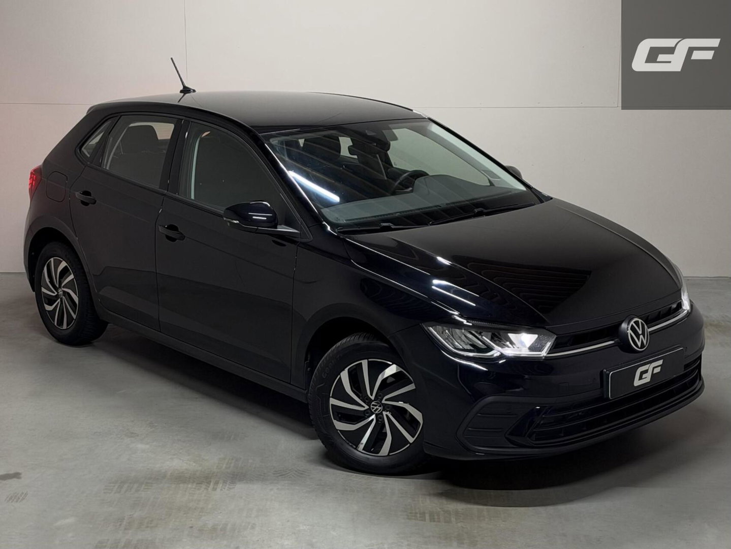 Volkswagen Polo 1.0 TSI Life Virtual CarPlay Camera Stoelverwarming NAP