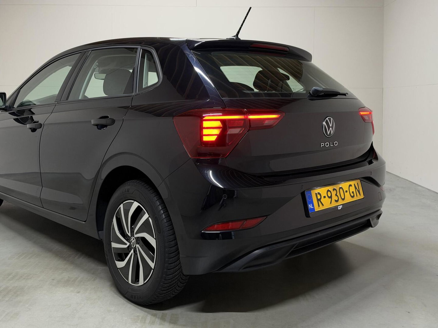 Volkswagen Polo 1.0 TSI Life Virtual CarPlay Camera Stoelverwarming NAP