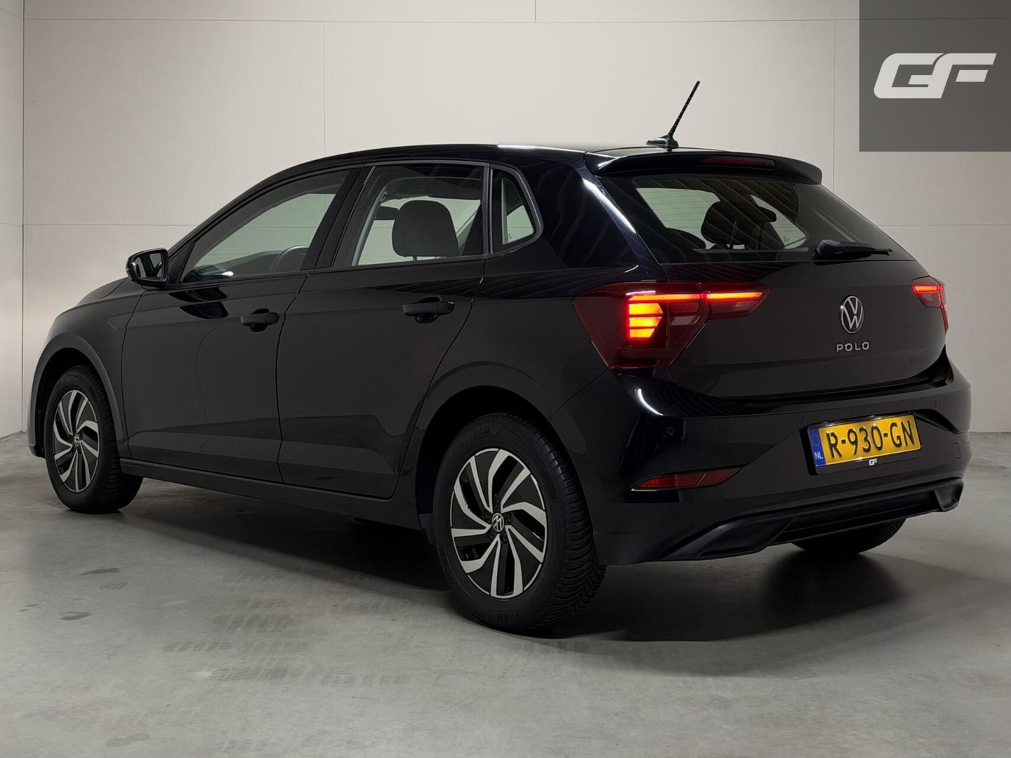 Volkswagen Polo 1.0 TSI Life Virtual CarPlay Camera Stoelverwarming NAP